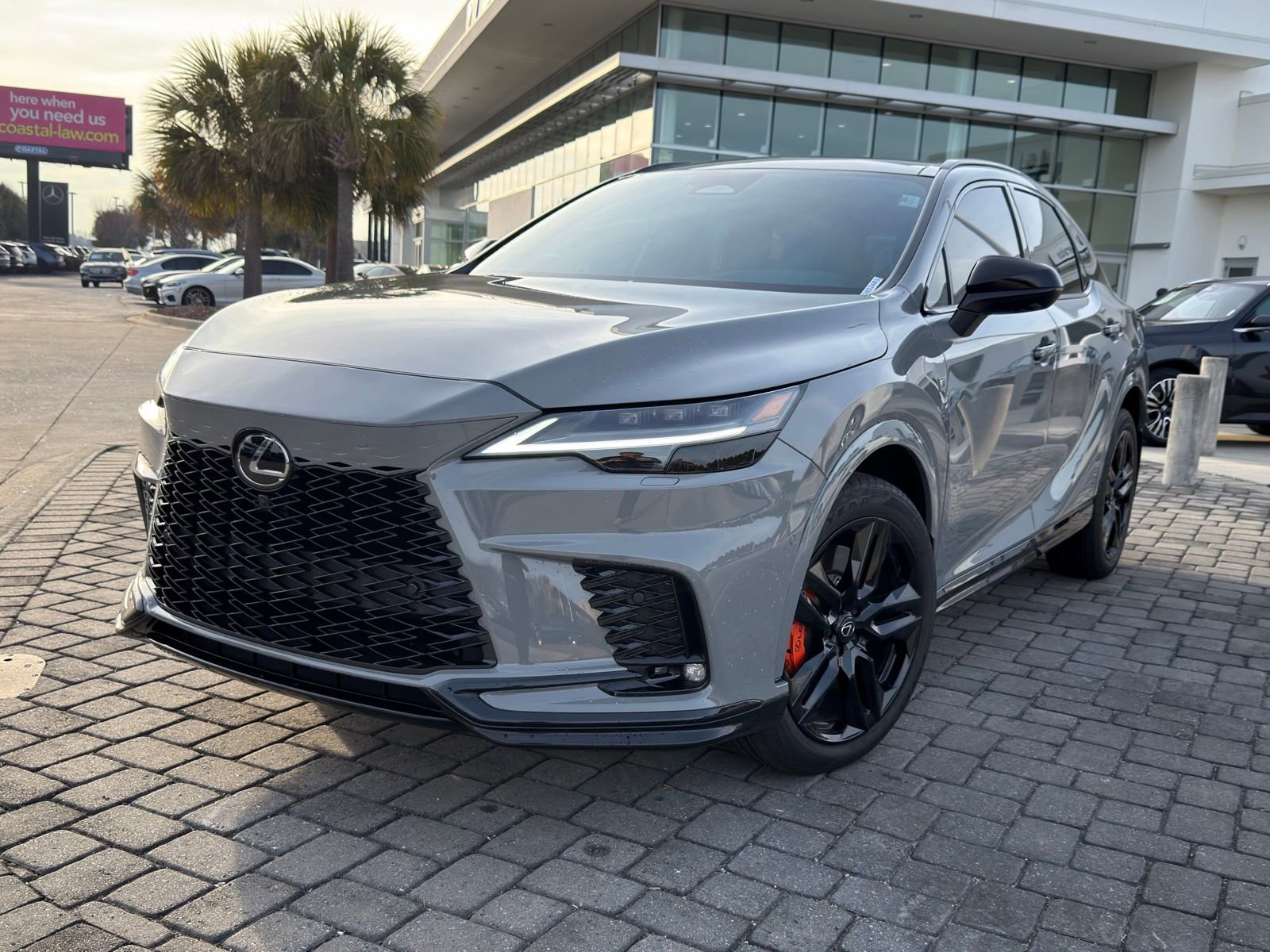 Used 2025 Lexus RX 500h F Sport image 1