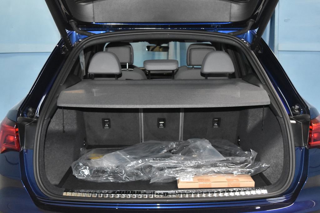 Certified 2025 Audi Q3 2.0T Premium w/ Convenience Package image 28