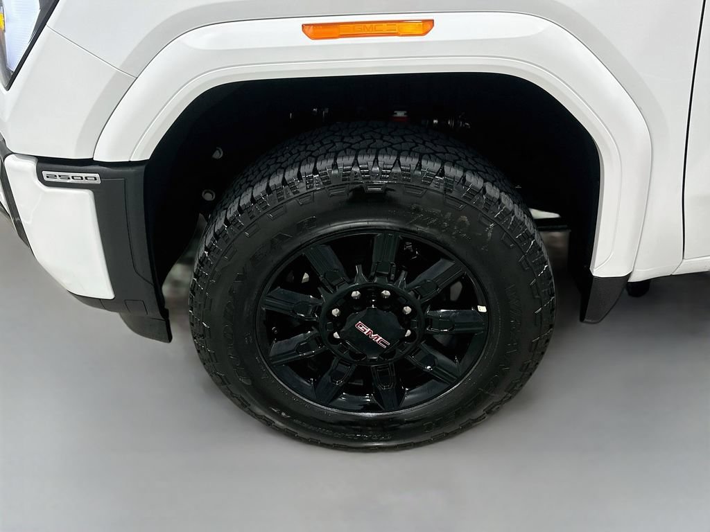 Certified 2026 GMC Sierra 2500 AT4 w/ AT4 Premium Plus Package AWD/4WD image 32