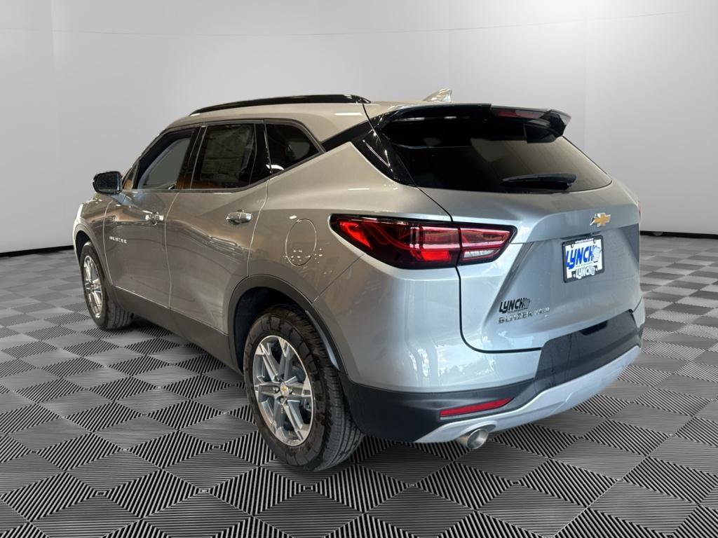 New 2026 Chevrolet Blazer LT w/ LPO, Floor Liner Package AWD/4WD image 3