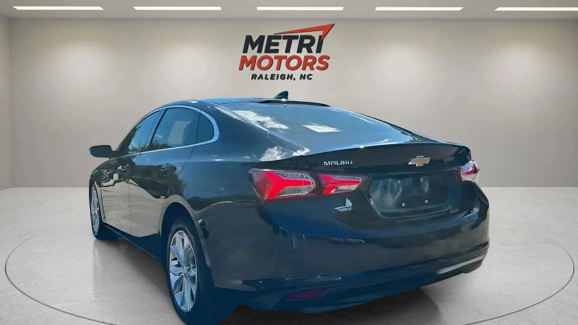 Used 2020 Chevrolet Malibu LT image 7