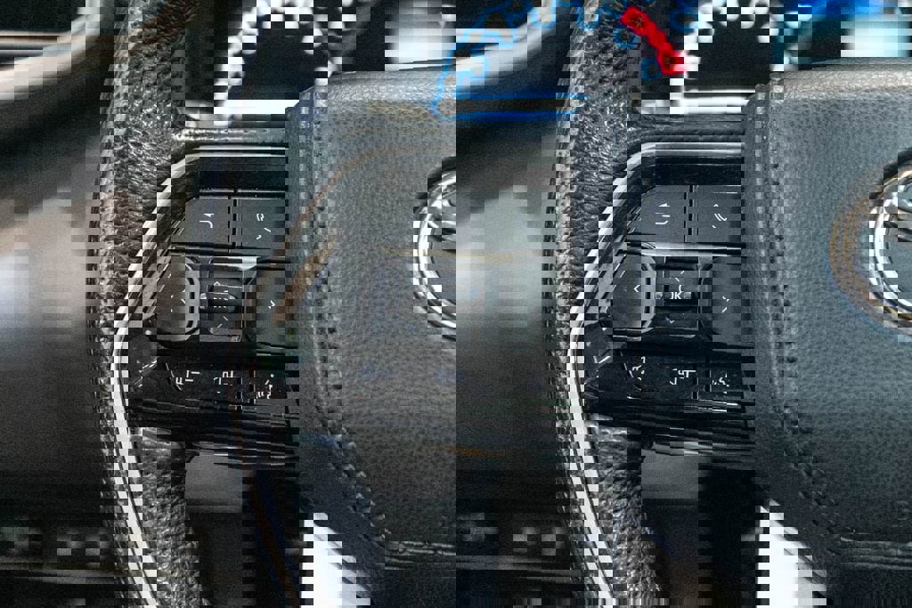 Used 2023 Toyota Tundra Limited w/ Power Package image 18