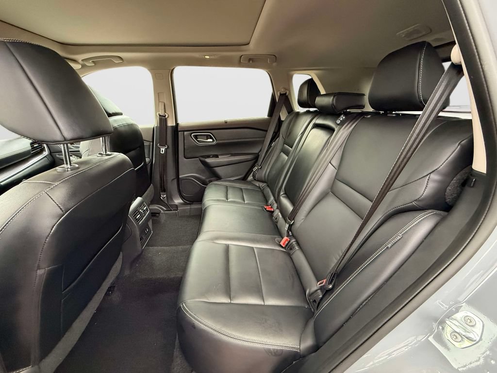 Used 2021 Nissan Rogue SL FWD image 10