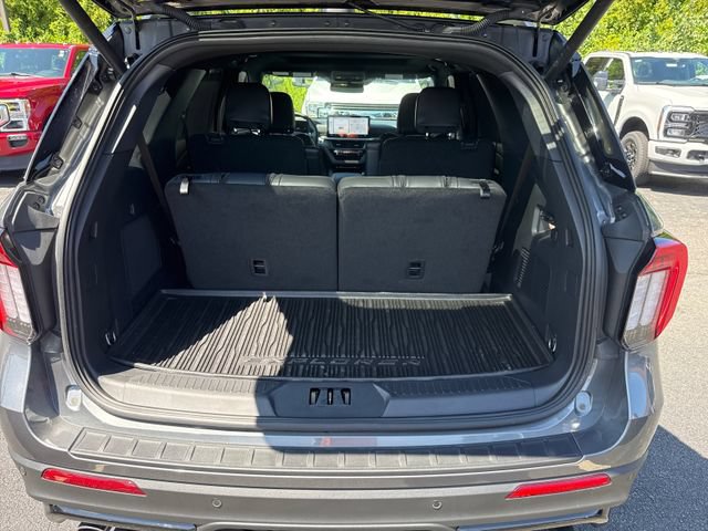 Used 2025 Ford Explorer ST AWD/4WD image 14