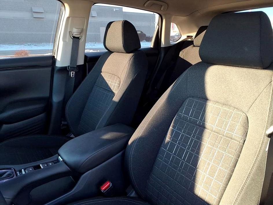 Used 2024 Honda HR-V LX image 14