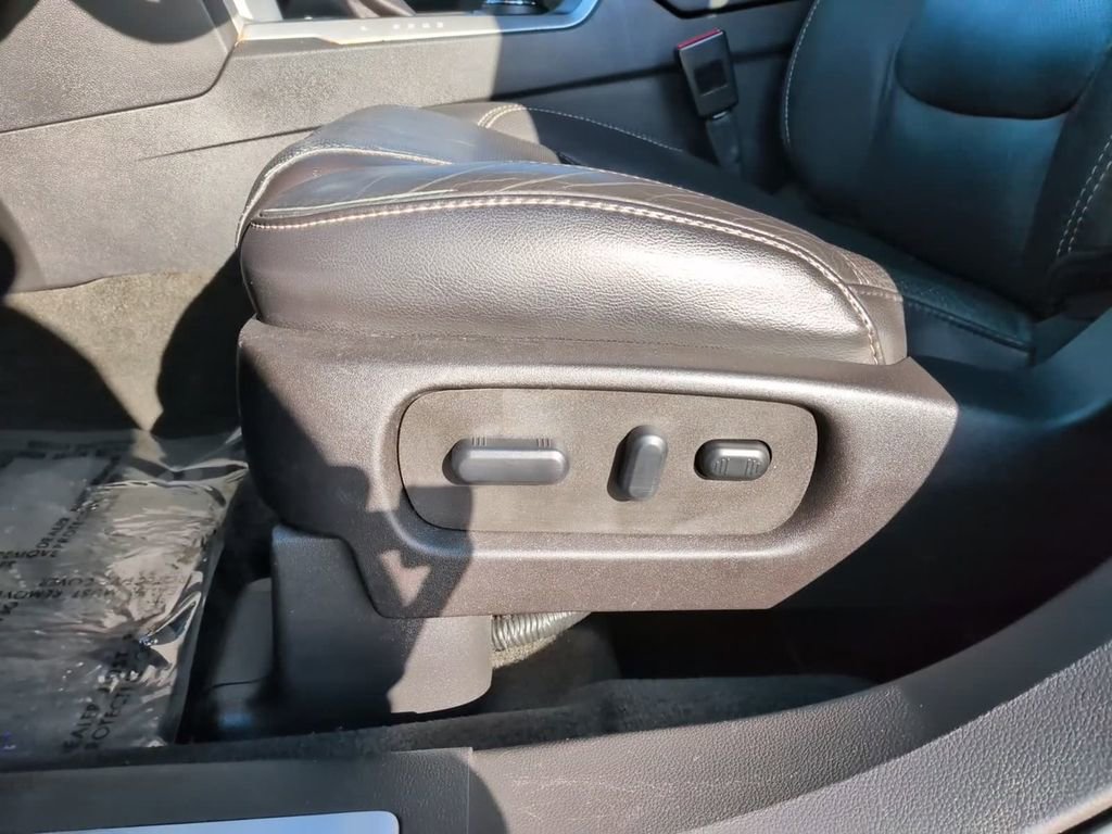 Used 2015 Ford Explorer Sport w/ Equipment Group 401A image 14