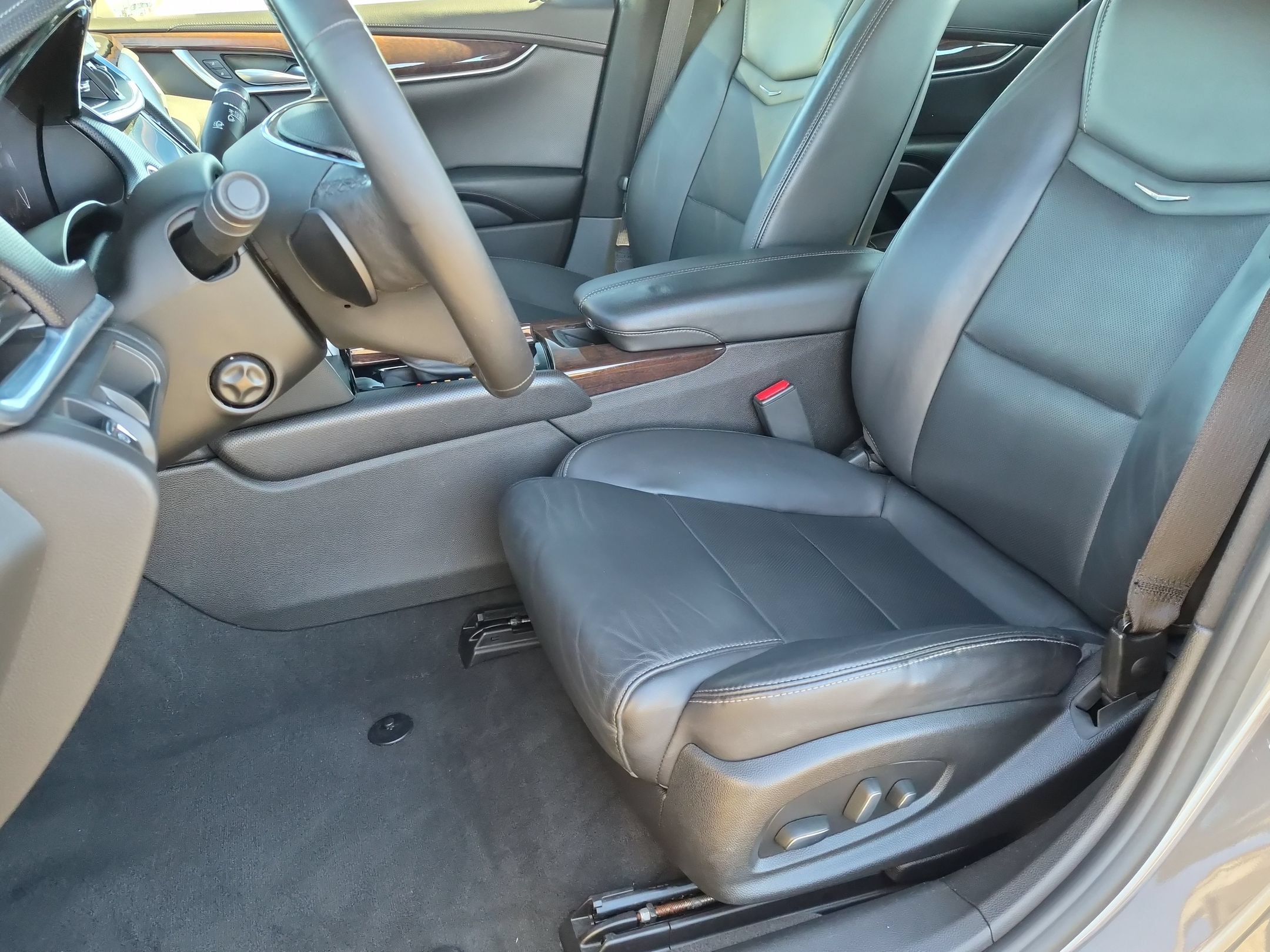 Certified 2017 Cadillac XTS Luxury AWD/4WD image 18