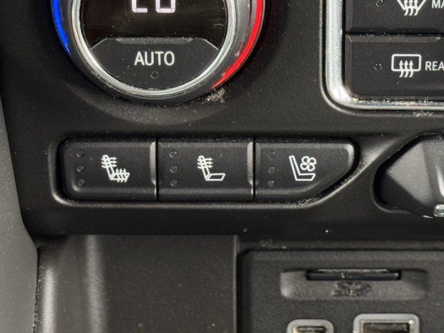 Used 2021 Chevrolet Tahoe Premier RWD image 20