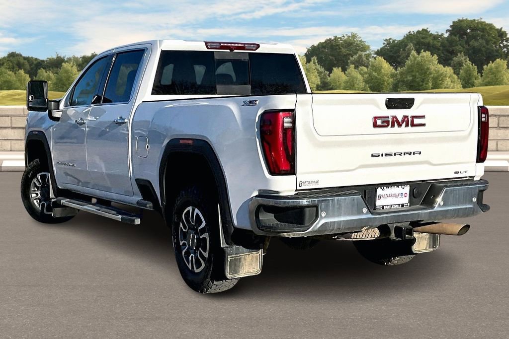 Used 2024 GMC Sierra 3500 SLT w/ SLT Premium Package image 8