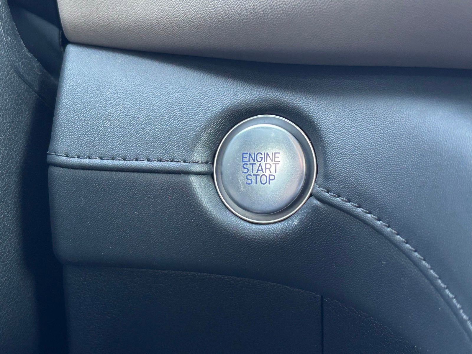 Used 2022 Hyundai Santa Fe Limited image 26