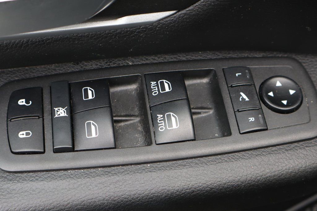 Used 2021 RAM 1500 Big Horn AWD/4WD image 17
