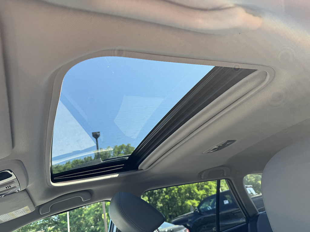 Used 2019 Subaru Outback 2.5i Limited AWD/4WD image 23