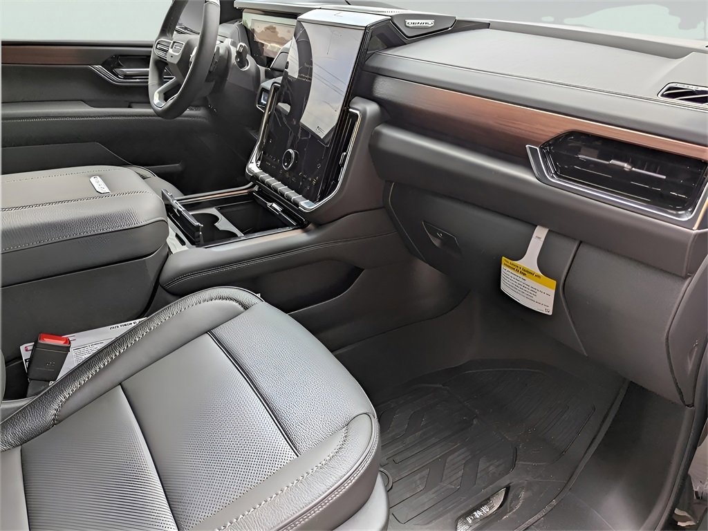 New 2025 GMC Yukon XL Denali w/ Denali Reserve Package image 27