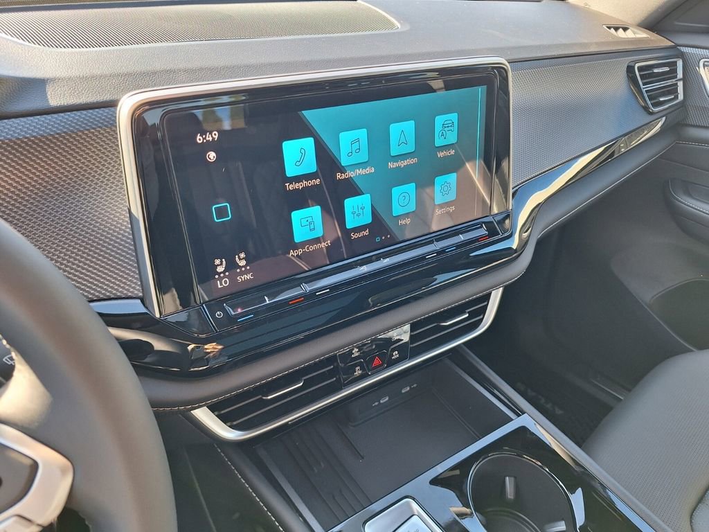 New 2026 Volkswagen Atlas Cross Sport SEL Premium R-Line image 13