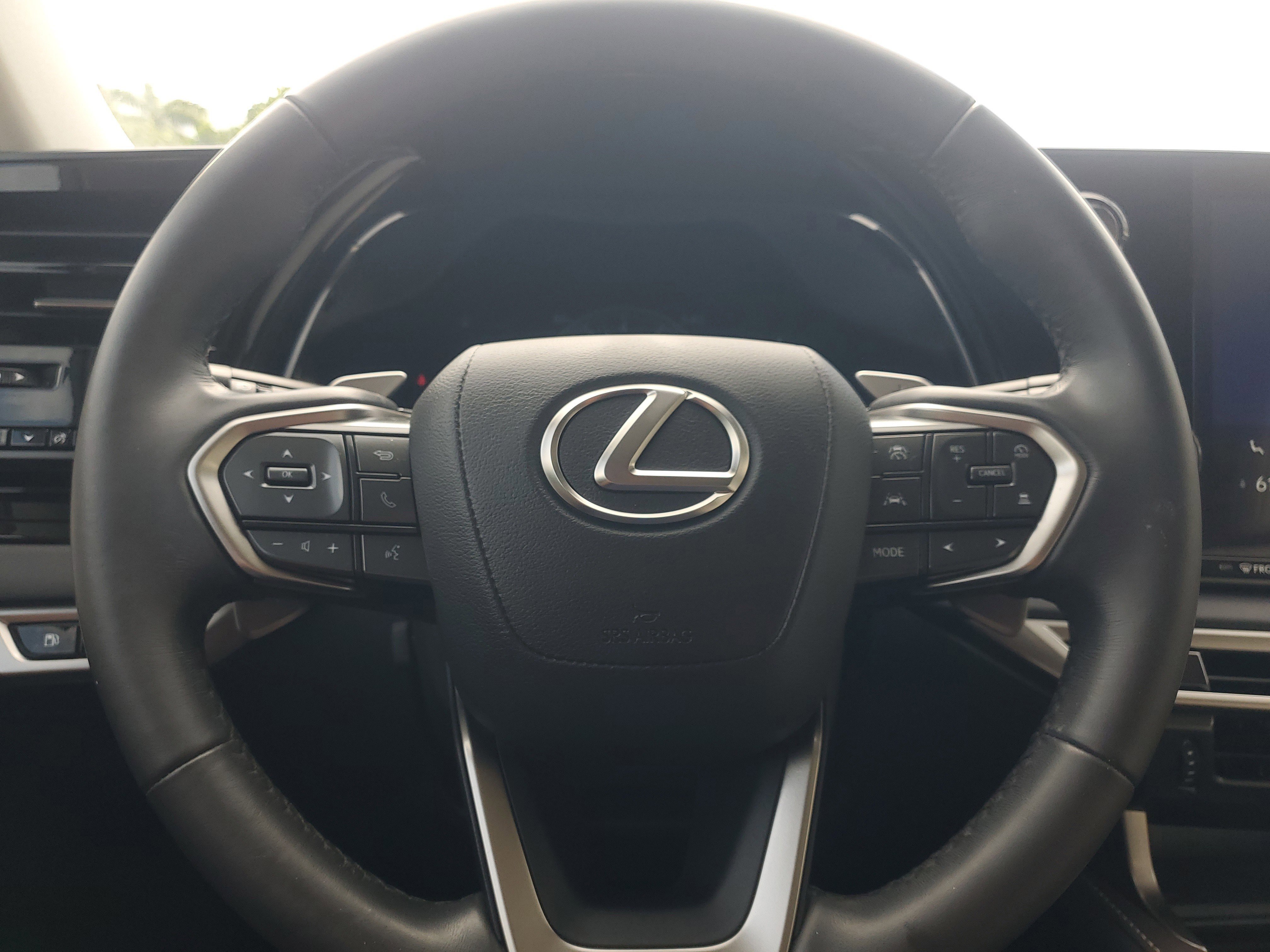 Used 2024 Lexus RX 350 FWD w/ Technology Package image 25