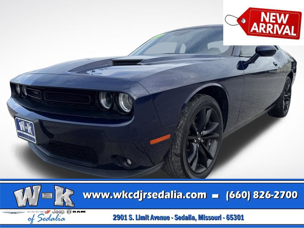 Used 2017 Dodge Challenger SXT Plus image 9