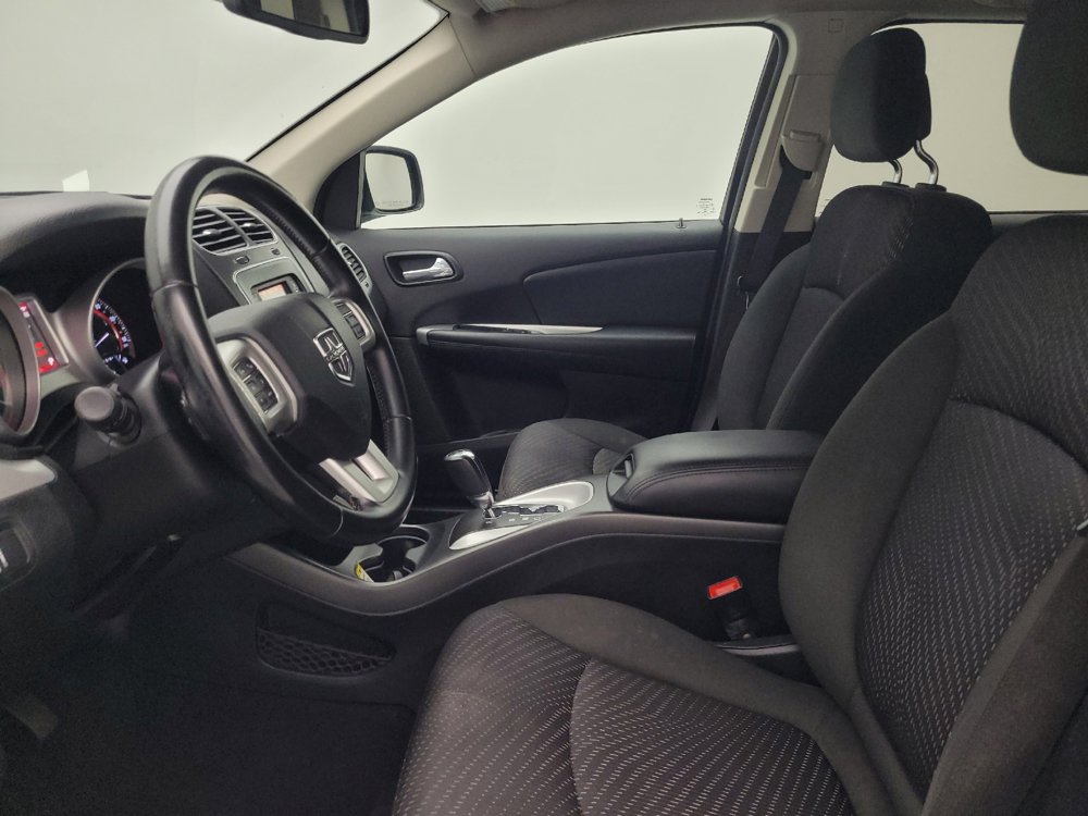 Used 2020 Dodge Journey SE w/ SE Popular Equipment Group FWD image 17