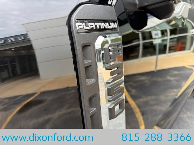 Used 2024 Ford F350 Platinum w/ FX4 Off-Road Package AWD/4WD image 31