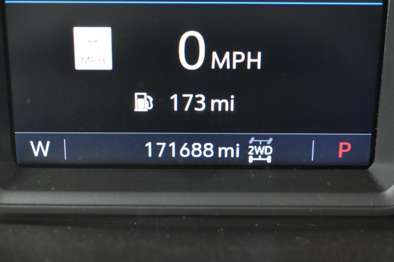 Used 2021 GMC Sierra 1500 SLT image 17
