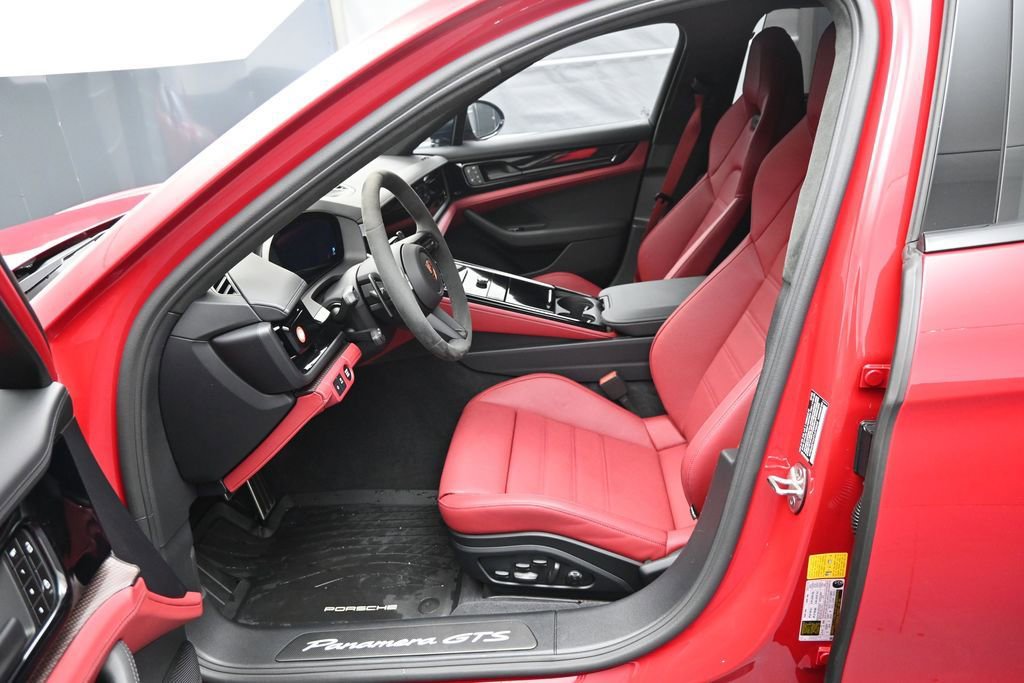 Certified 2026 Porsche Panamera GTS AWD/4WD image 5