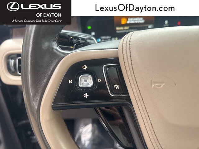 Used 2021 Lincoln Aviator Reserve w/ Equipment Group 201A image 17