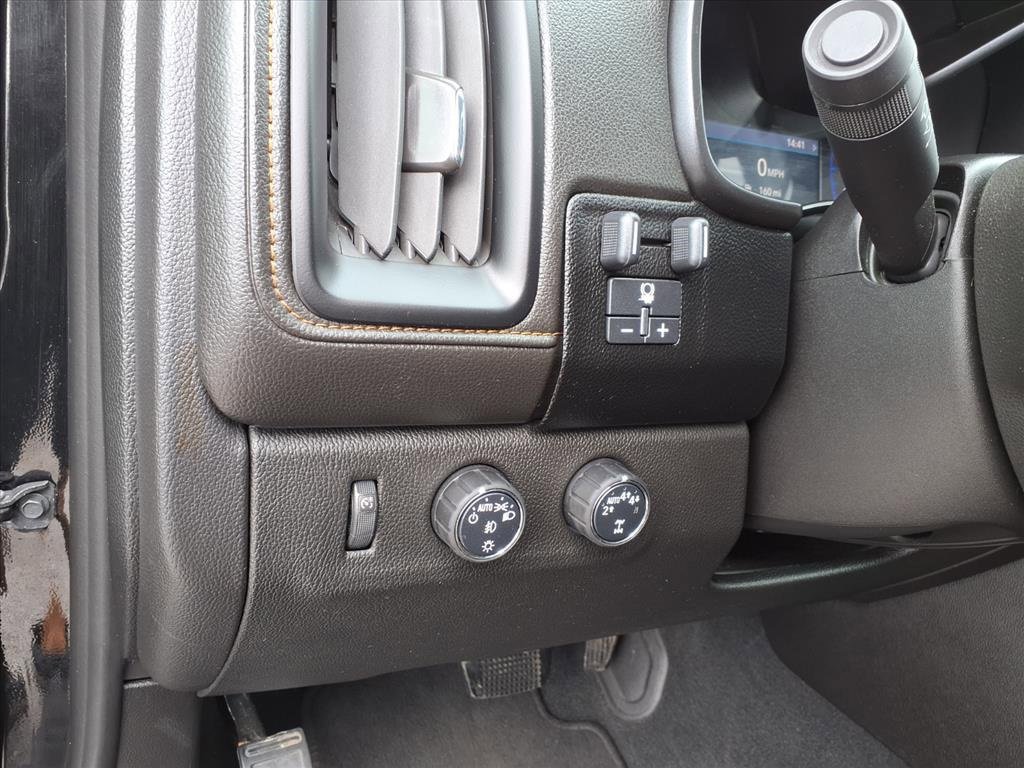 Used 2021 GMC Canyon AT4 image 26