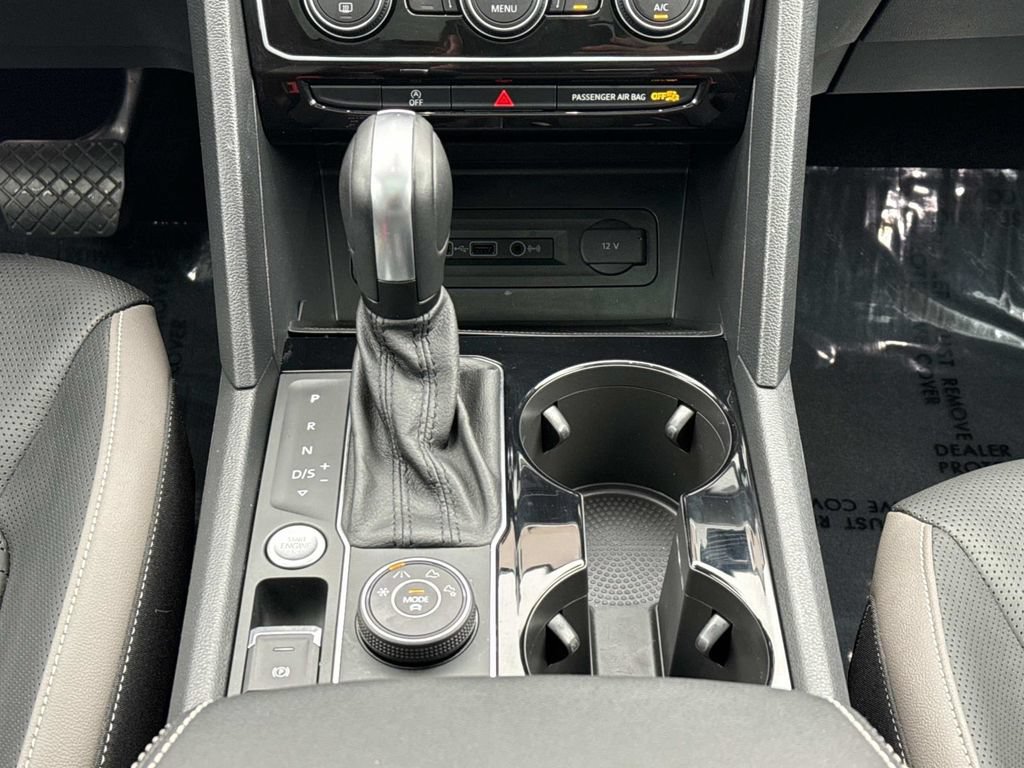 Used 2021 Volkswagen Atlas SEL Premium AWD/4WD image 17