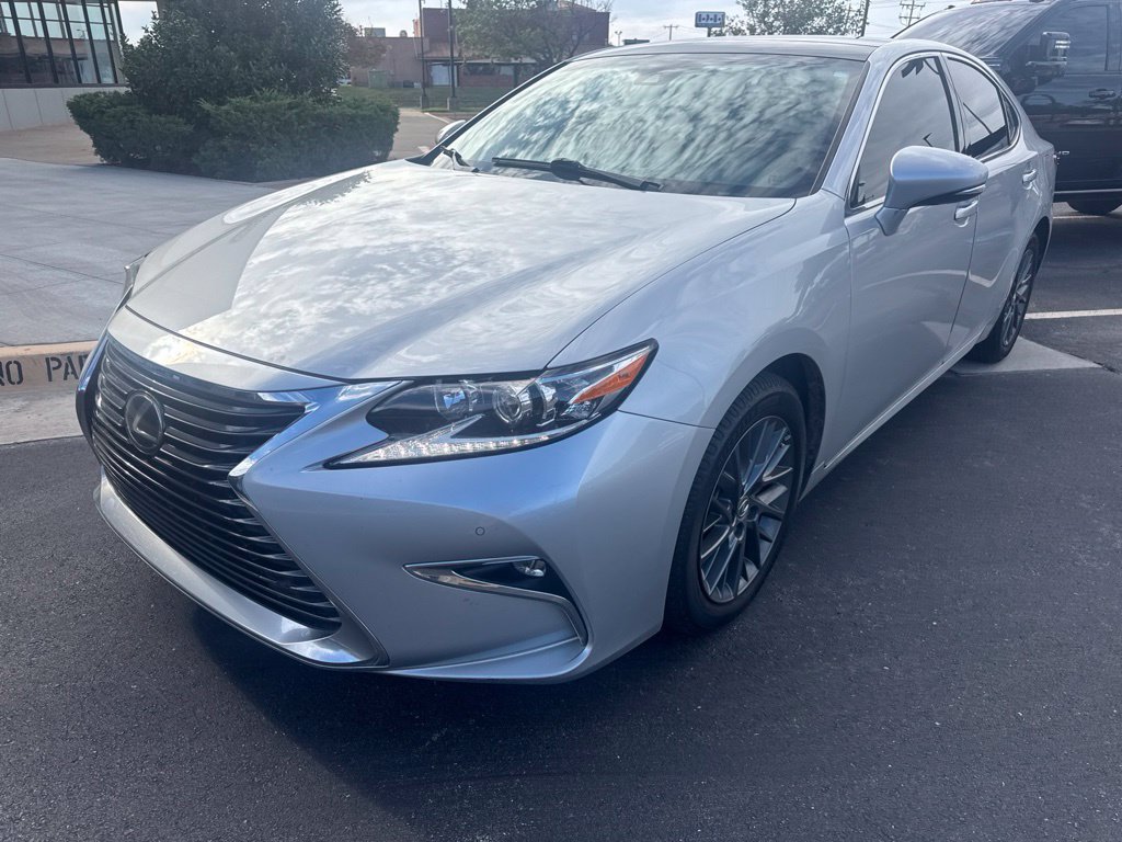 Used 2018 Lexus ES 350 w/ Navigation System Package FWD image 1