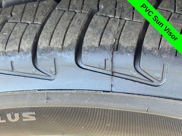 Used 2019 Toyota C-HR XLE image 30