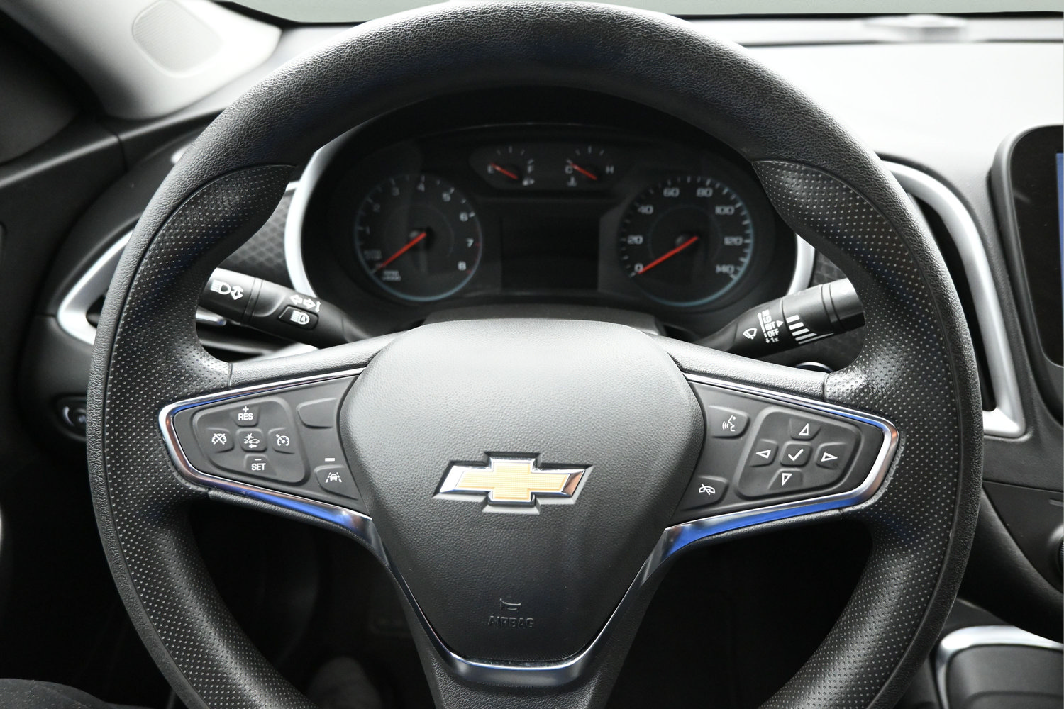 Used 2024 Chevrolet Malibu LT FWD image 9