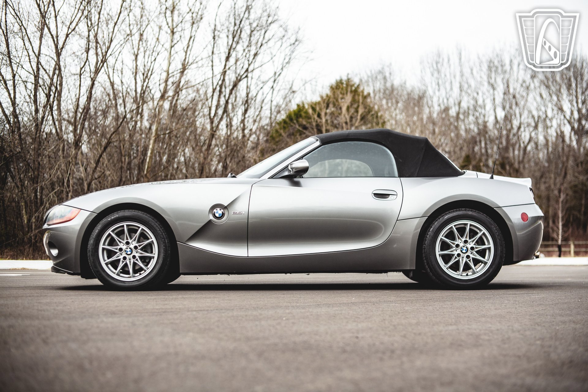 Used 2004 BMW Z4 2.5i image 14