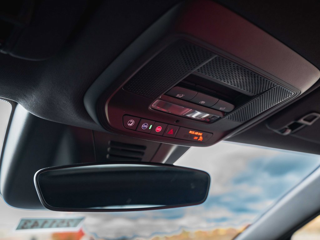 New 2025 Chevrolet Equinox EV RS image 33