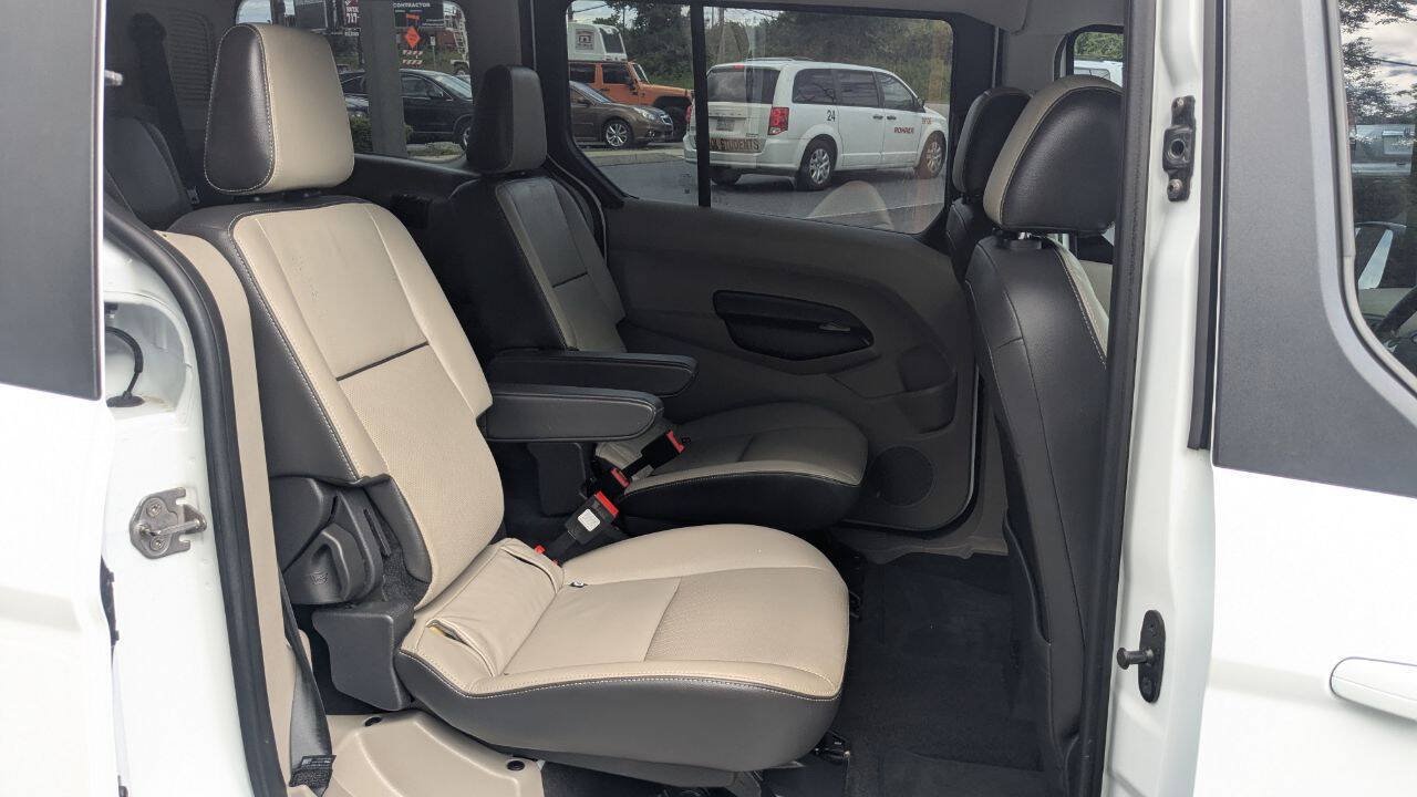Used 2016 Ford Transit Connect Titanium FWD image 26