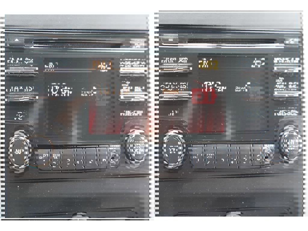 Used 2014 Nissan Frontier SV w/ SV Value Truck Package image 19