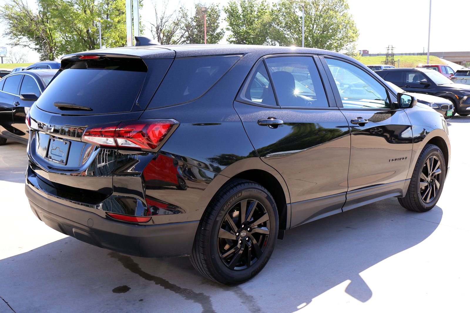 Used 2024 Chevrolet Equinox LS w/ LS Convenience Package FWD image 6