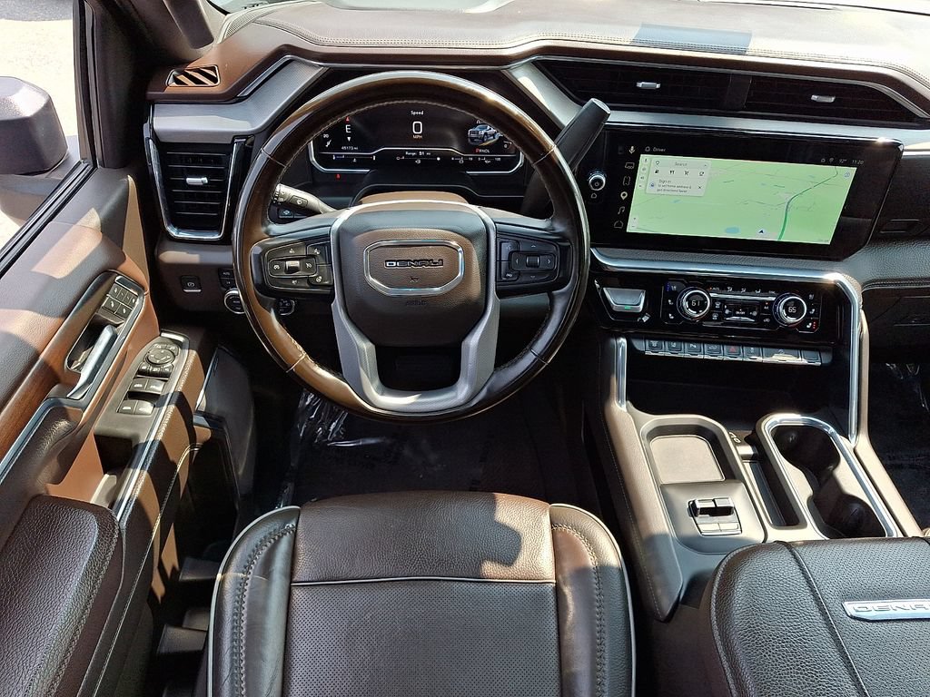 Used 2024 GMC Sierra 2500 Denali AWD/4WD image 12