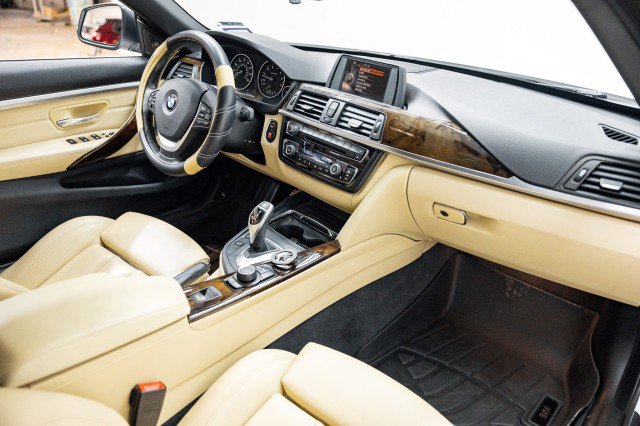 Used 2017 BMW 430i Convertible image 27