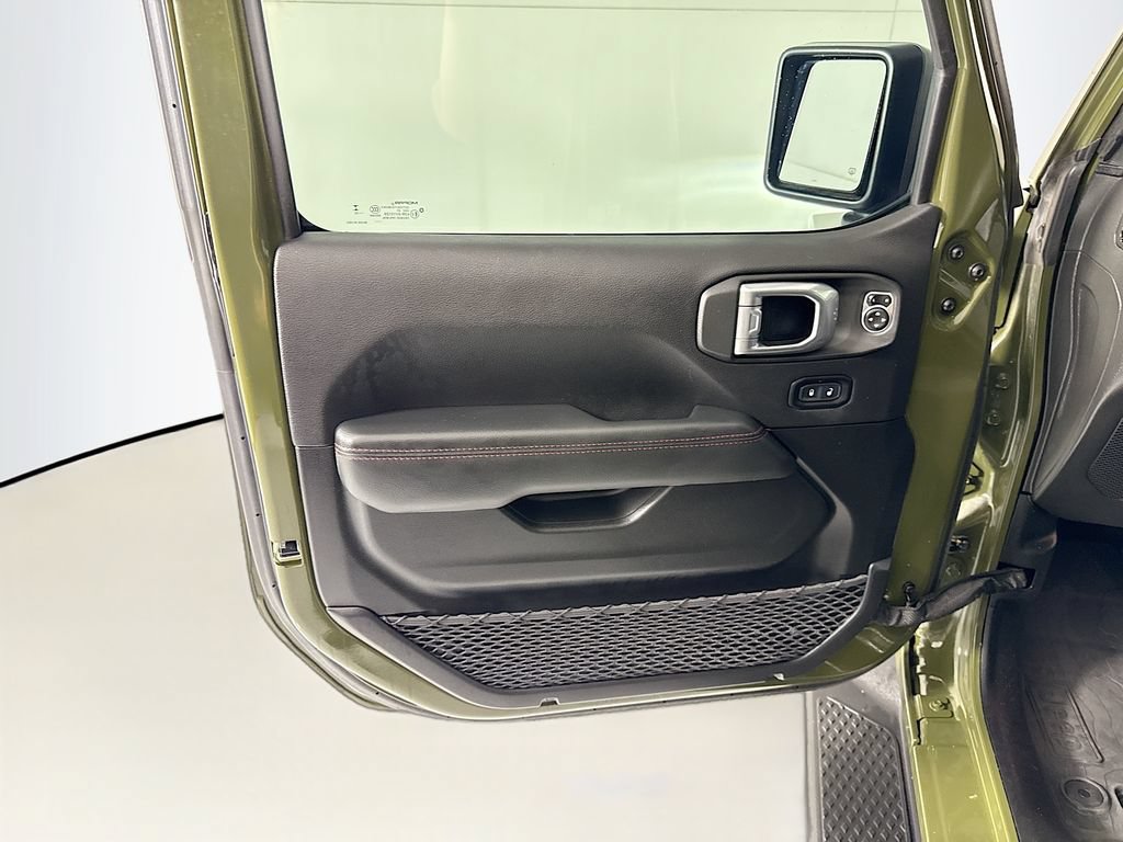 Used 2023 Jeep Gladiator Rubicon w/ LED Lighting Group AWD/4WD image 24