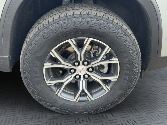 Used 2024 GMC Acadia AT4 w/ Super Cruise Package image 28