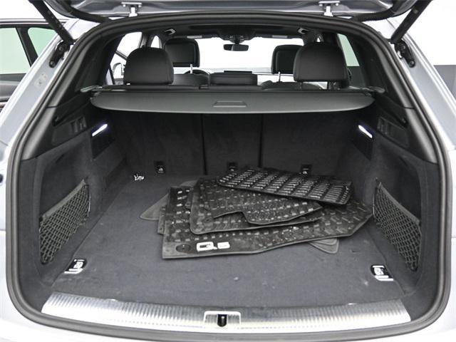 Used 2024 Audi Q5 e Premium Plus w/ Premium Plus Package image 31