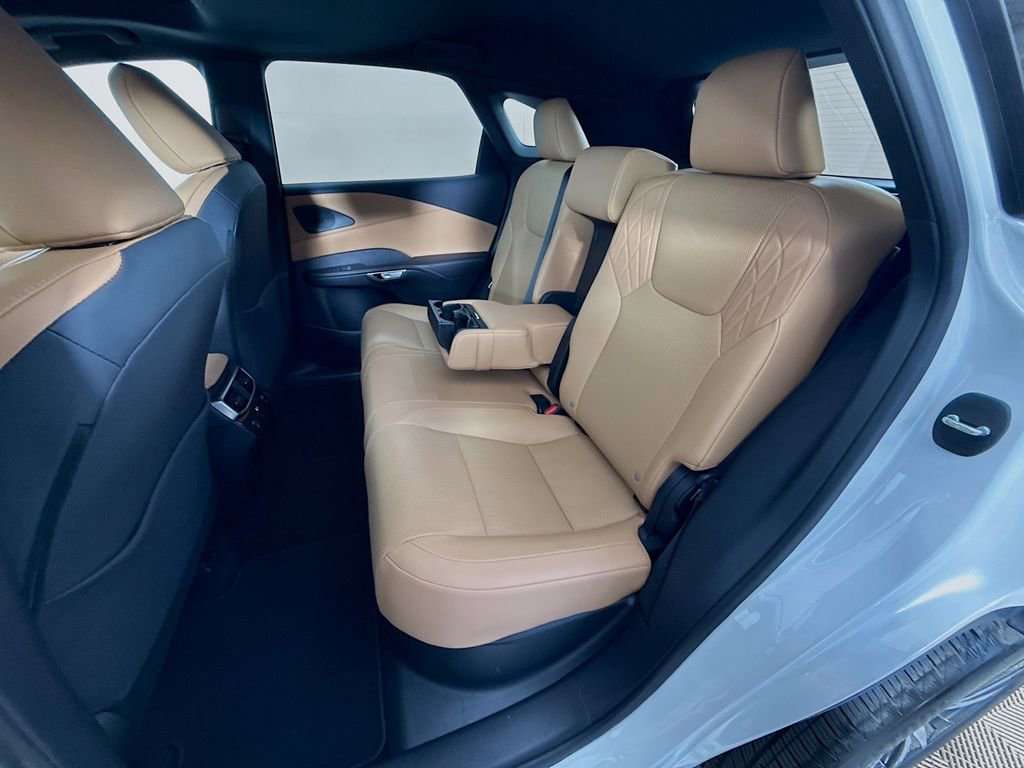 Used 2025 Lexus RX 350 Premium w/ Accessory Package (Z1) image 26