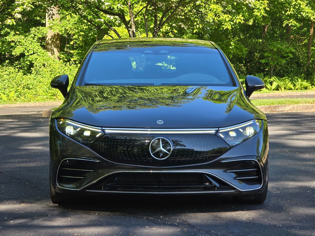 Used 2022 Mercedes-Benz EQS 580 4MATIC Sedan image 9
