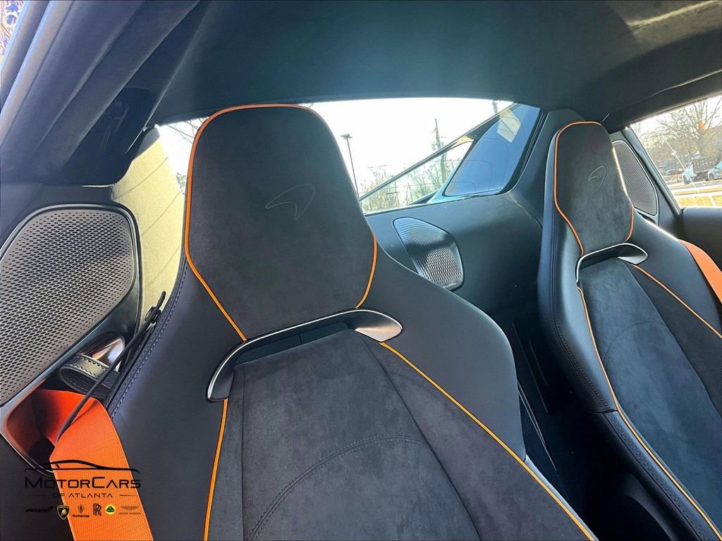 New 2025 McLaren Artura image 14