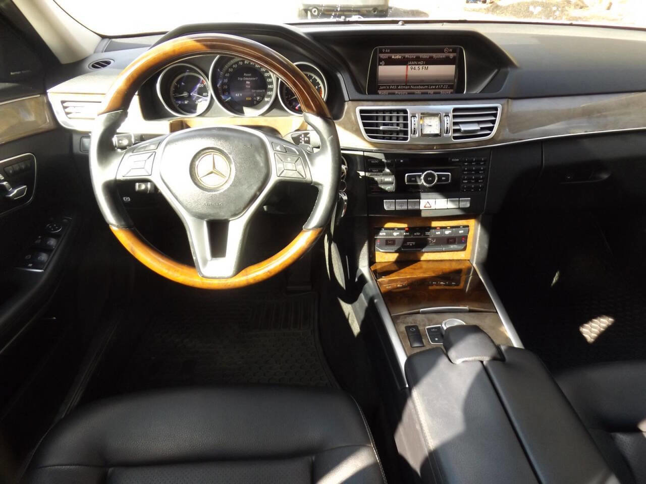 Used 2014 Mercedes-Benz E 350 Sedan image 13