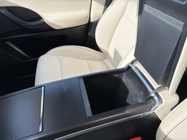 Used 2022 Tesla Model X Plaid image 22