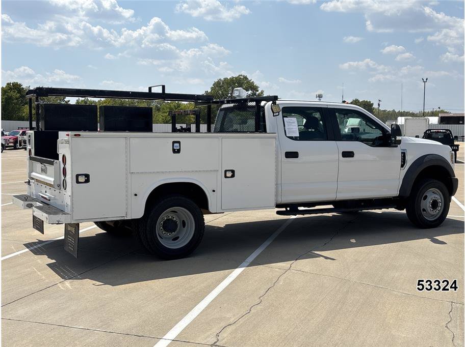 Used 2019 Ford F550 2WD Crew Cab Super Duty image 2