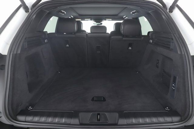 Used 2025 Land Rover Range Rover Sport SE image 28