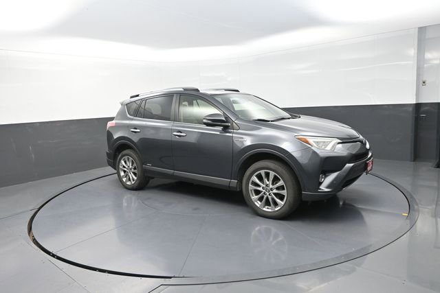 Used 2018 Toyota RAV4 Limited AWD/4WD image 22