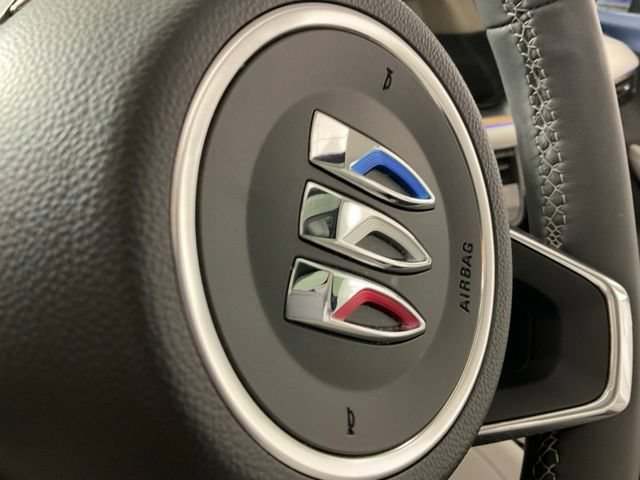 Used 2024 Buick Envision Avenir AWD/4WD image 46