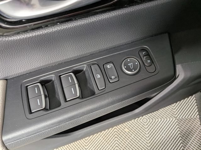 Used 2024 Honda CR-V EX-L image 16